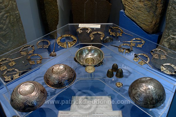 St Ninian's Isle Treasure, Lerwick Museum - Trésor picte de St Ninian  14162