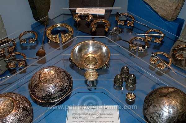 St Ninian's Isle Treasure, Lerwick Museum - Trésor picte de St Ninian  14163