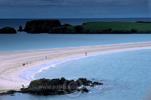 St Ninian sand tombolo, Shetland, Scotland - Tombolo de St Ninian  13367