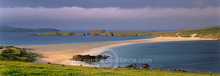 St Ninian sand tombolo, Shetland, Scotland - Tombolo de St Ninian 13372