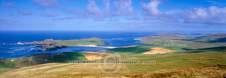 St Ninian from above, Shetland, Scotland / L'ile de St Ninian  13444