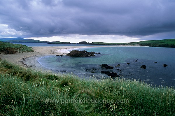 St Ninian sand tombolo, Shetland, Scotland - Tombolo de St Ninian  13418