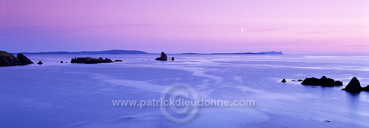 Sunset over Sand Wick and the Drongs, Shetland. - Couchant sur les Drongs  13590