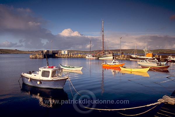 Lerwick harbour, Shetland, Scotland - Port de Lerwick, Shetland 13817