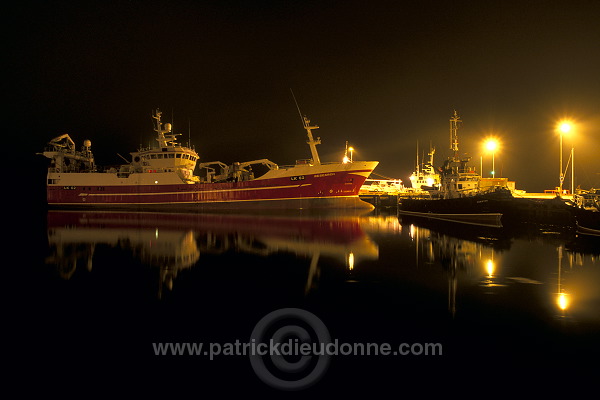 Lerwick harbour, Shetland, Scotland - Le port de Lerwick, Shetland  13840