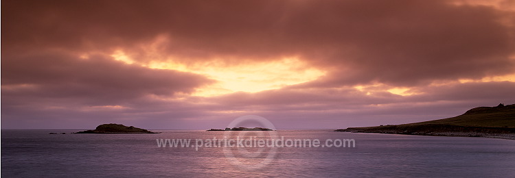 Sunset near Westing, Unst, Shetland - Couchant sur les ilots de Westing  14107