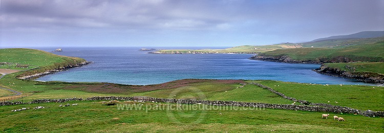 Lunda Wick, Unst (south-west), Shetland. - La baie de Lunda, Unst  14127