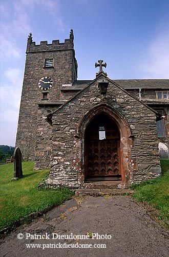 St Michael's church, Hawkshead, Lake District - Eglise St Michel, région des Lacs, Angleterre  14241