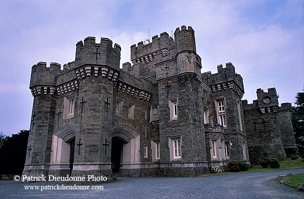 Castle in the Lake District, England - Chateau, Région des Lacs, Angleterre  14245