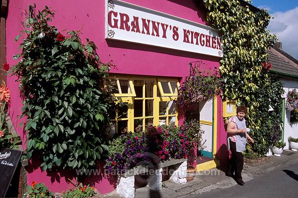 Cashel pub, Ireland  - Petit pub à Cashel, Irlande 15517