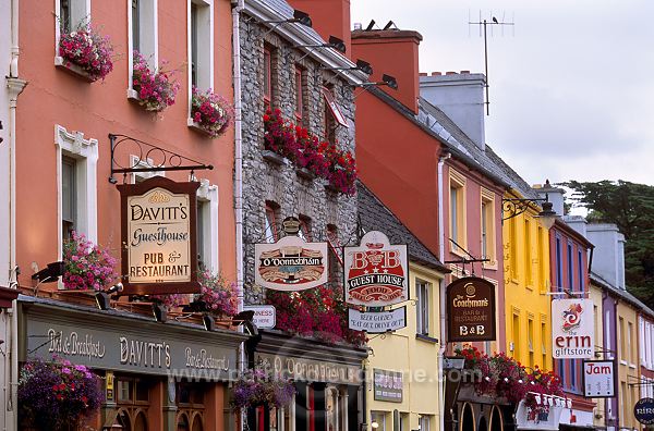 Kenmare street, Ireland - Rue de Kenmare, Irlande  15521