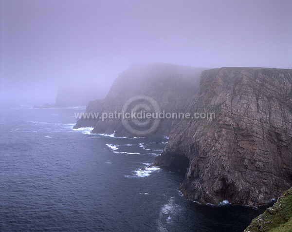 Benwee Head cliffs, Co Mayo, Ireland - Benwee Head, Irlande  15369