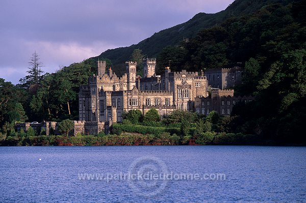 Kylemore Abbey, Connemara, Ireland - Abbaye de Kylemore, Irlande 15253