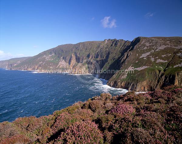 Slieve League cliffs, Donegal, Ireland - Falaises de Slieve League, Irlande  15358