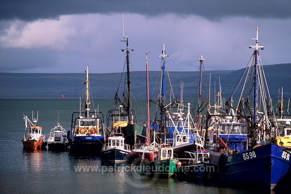 Boats, Donegal, Ireland - Bateaux, Irlande  15495