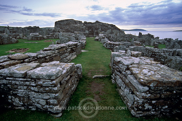 Broch of Gurness, Orkney, Scotland -  Fort de Gurness, Orcades, Ecosse  15665