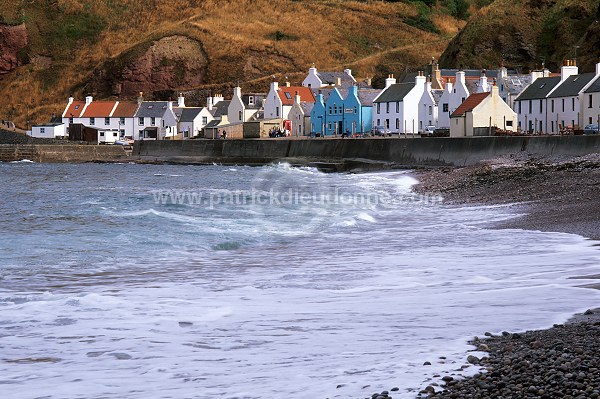 Pennan, Aberdeenshire, Scotland - Pennan, Ecosse -   16056