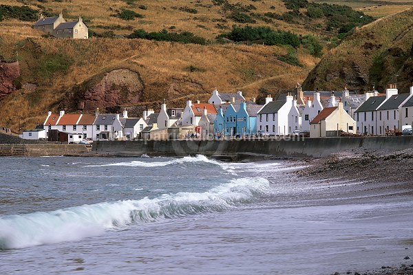 Pennan, Aberdeenshire, Scotland - Pennan, Ecosse -   16058