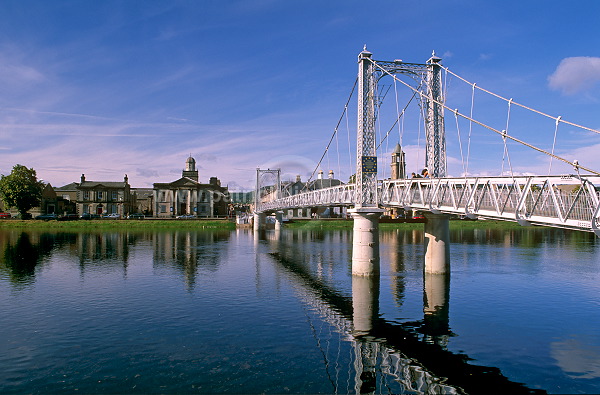 Inverness, pedestrian bridge, Scotland -  Ecosse - 16120