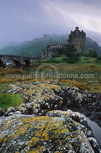Eilean Donan Castle, Highlands, Scotland - Ecosse - 19096