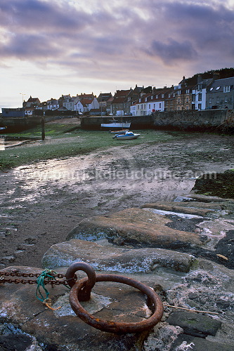 Harbour and town, Fife, Scotland - Fife, Ecosse - 16049