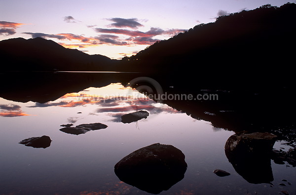 Trossachs, loch Achray at sunset, Scotland - Ecosse - 18886