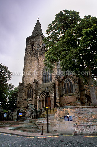 Dunfermline Abbey Church, Fife, Scotland - Ecosse - 19193