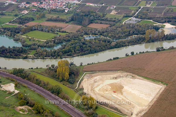 Sabliere, Courthiezy, Marne (51), France.  - FMV026