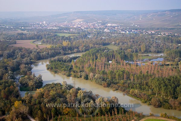 Meandres de Marne, Ay, Marne (51), France - FMV085