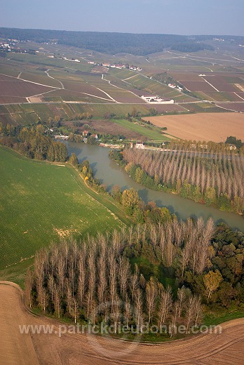 Marne et canal, Marne (51), France - FMV100