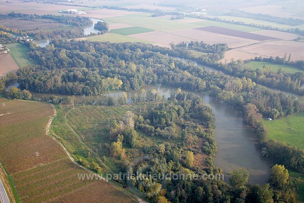 Le Fer a cheval, Damery, Marne (51), France - FMV110