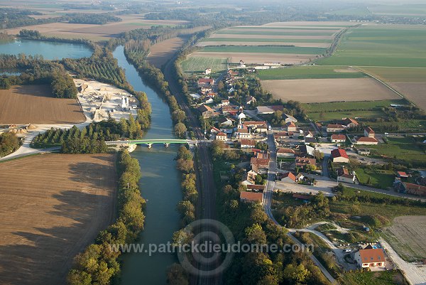 Sogny-aux-Moulins, Marne (51), France - FMV163