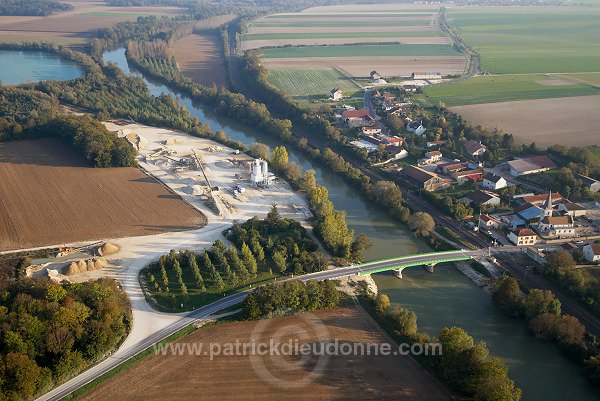 Sogny-aux-Moulins, Marne (51), France - FMV165