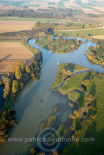 Ile et boucle de la Marne (51), France - FMV209