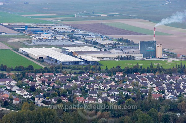 Usine Saint-Gobain, Oiry, Marne (51), France - FMV271