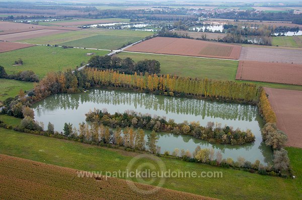 Graviere, vallee de Marne (51), France - FMV272