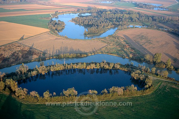 Marne vers  Matougues, Marne (51), France - FMV340