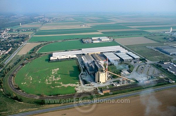 Usine Saint-Gobain, Oiry, Marne (51), France - FMV344