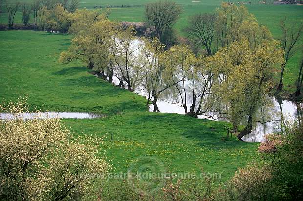 Meuse - Vallee de la Meuse en amont de Saint-Mihiel - 18297