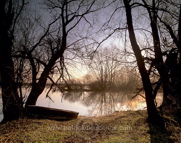 La Meuse en hiver, en amont de Saint-Mihiel - 18403