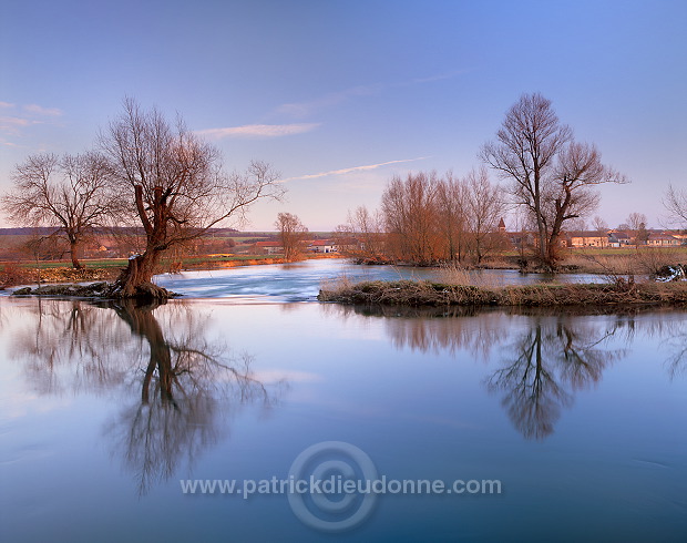 La Meuse en hiver, en amont de Saint-Mihiel - 18408