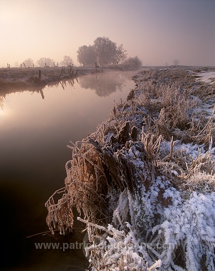 Petite Meuse en hiver, Rouvrois, Lorraine, France - FME127