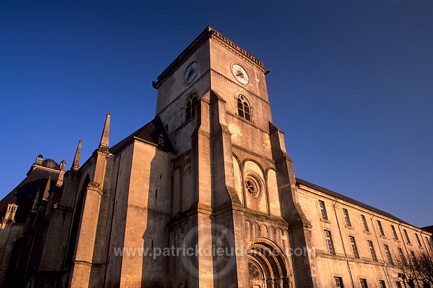 Saint-Mihiel, Meuse - Abbatiale Saint-Michel (XI-XVIIIe S) - 18517