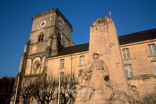 Saint-Mihiel, Meuse - Abbatiale Saint-Michel (XI-XVIIIe S) - 18518