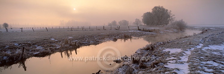 Petite Meuse en hiver, Lorraine, France - FME157