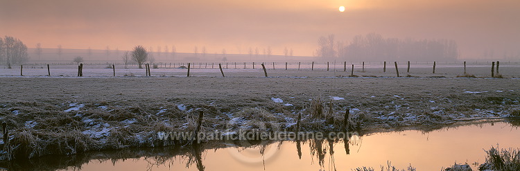 Petite Meuse en hiver, Lorraine, France - FME158