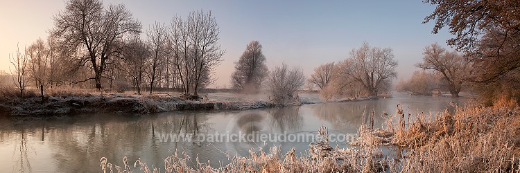 Vallee de Meuse en hiver, Meuse, Lorraine, France - FME035