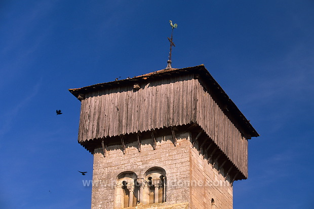 Dugny-sur-Meuse, Meuse - Eglise fortifiee - 18274