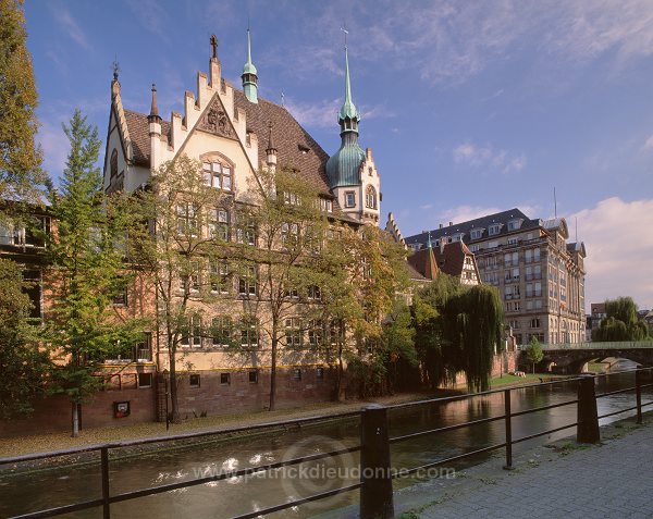 Strasbourg, Lycee international (international college) des Pontonniers, France - FR-ALS-0026