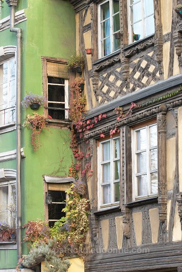 Strasbourg, maisons anciennes (old houses facades), Alsace, France - FR-ALS-0094